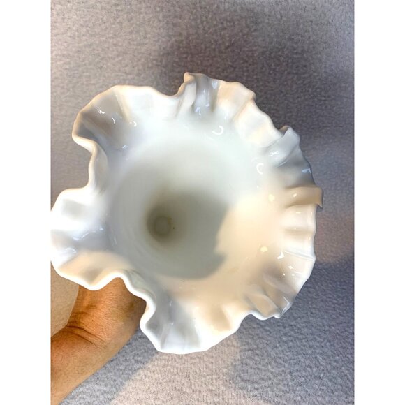 Ruffled Hobnail White Milk Glass Trumpet Vintage Vase 8" - Picture 3 of 9